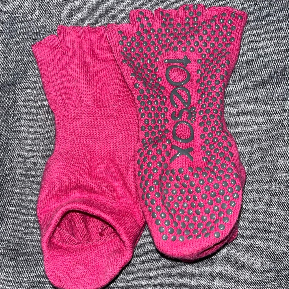 Half toe toe sox